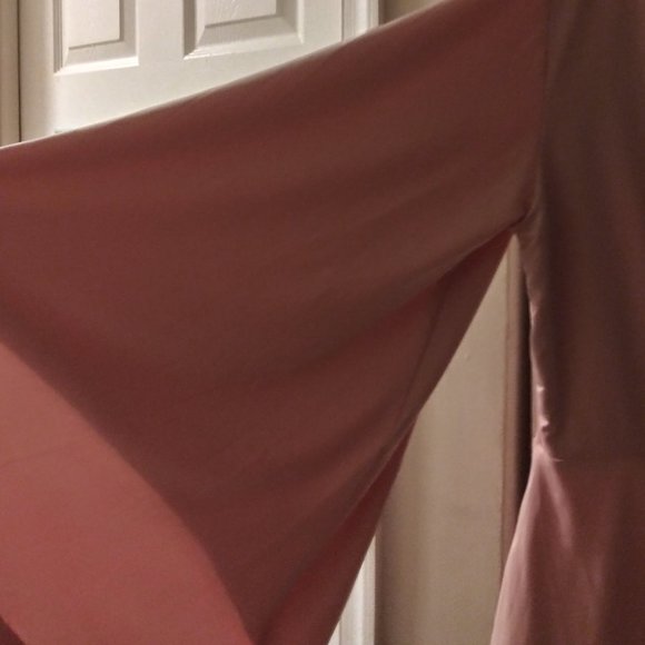 Flair Sleeve Romper - Picture 5 of 5